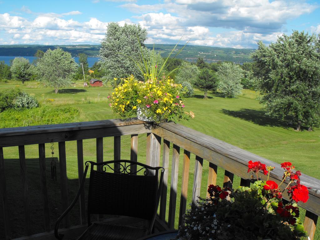 Savannah House Wine Country Inn&Cottages Himrod Ruang foto
