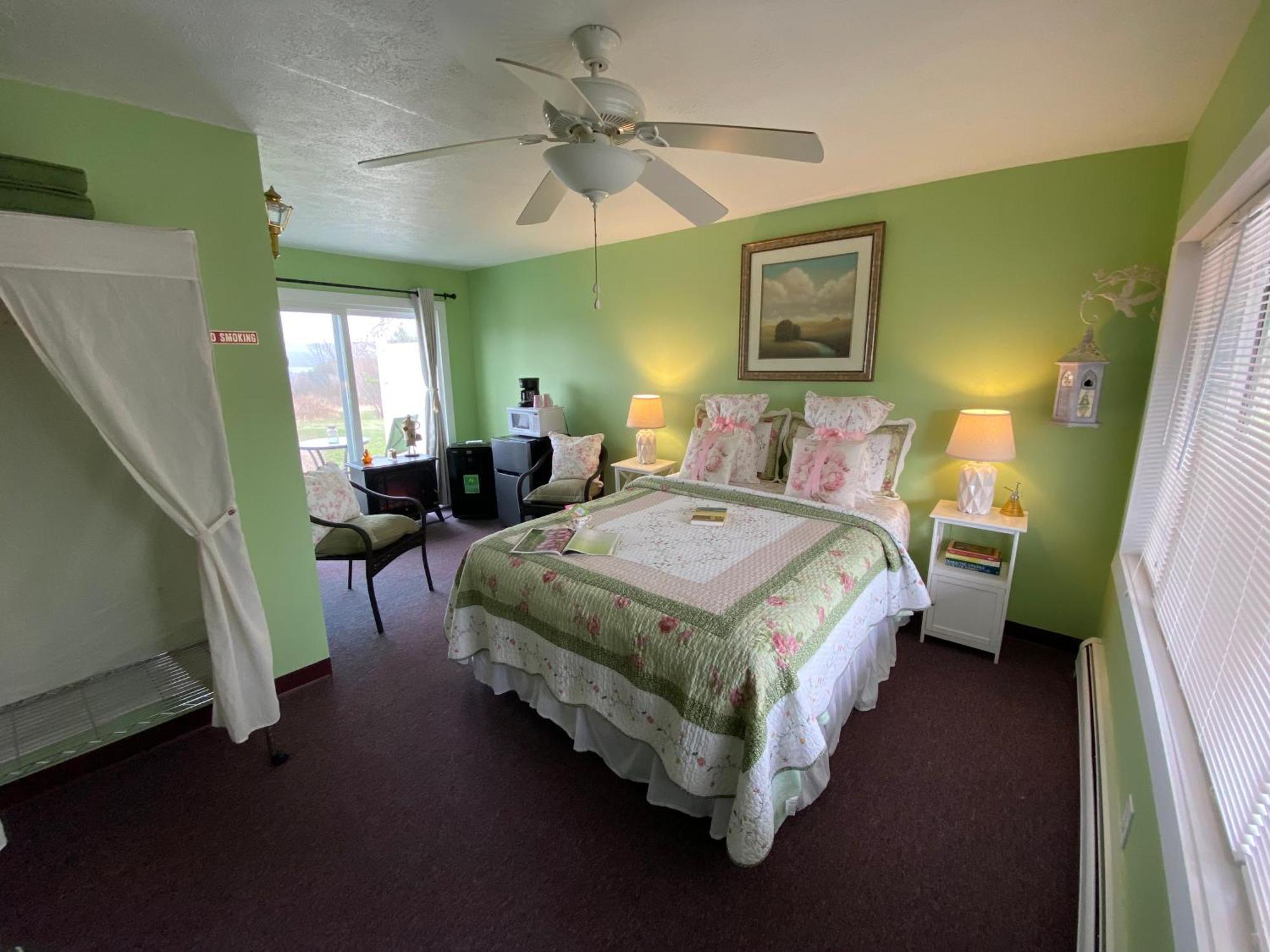 Savannah House Wine Country Inn&Cottages Himrod Bagian luar foto