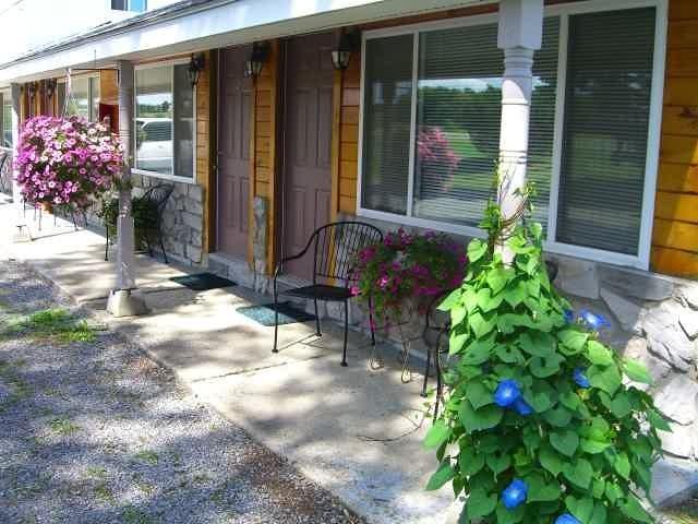 Savannah House Wine Country Inn&Cottages Himrod Bagian luar foto
